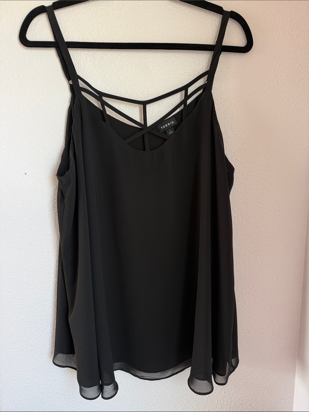 Torrid Black Cage Front Chiffon Double Layer Tank Size 1 (14-16) EUC